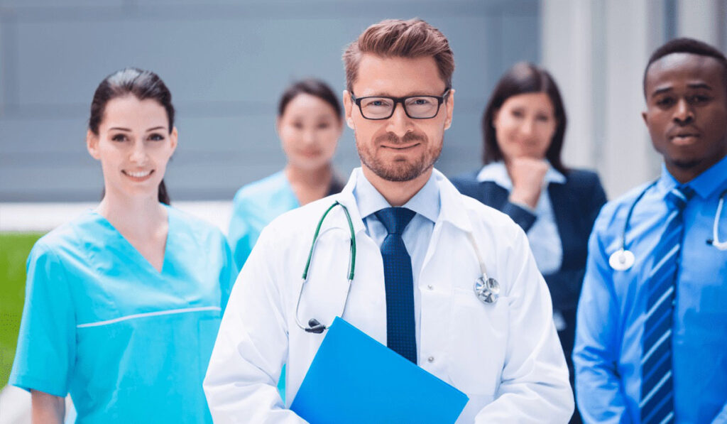 custos e benefícios dos planos de saúde empresariais para pequenas empresas