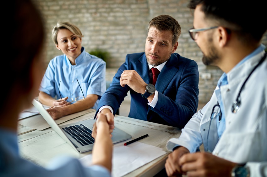 cobertura e serviços essenciais do plano de saúde coletivo por adesão